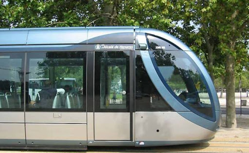 Transport à Alger,Rush sur le métro et le tramway
