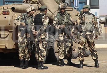 Un renfort impressionnant dépêché aux frontières est GGF et forces spéciales en alerte