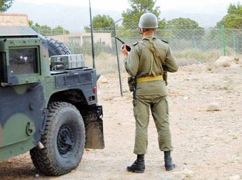 Alger alerte Tunis Le trafic d&rsquo;armes aux frontières inquiète