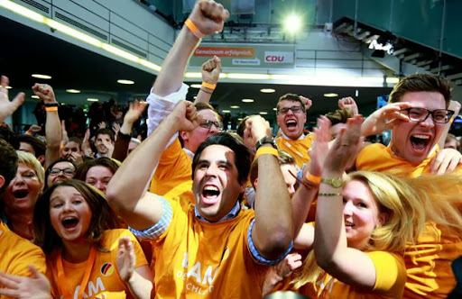 Allemagne: Angela Merkel triomphe aux élections