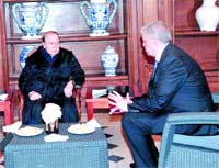 Bouteflika reçoit toujours les mêmes personnes