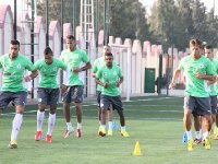 Face aux nombreuses absences, Quelle équipe face au Mali ?