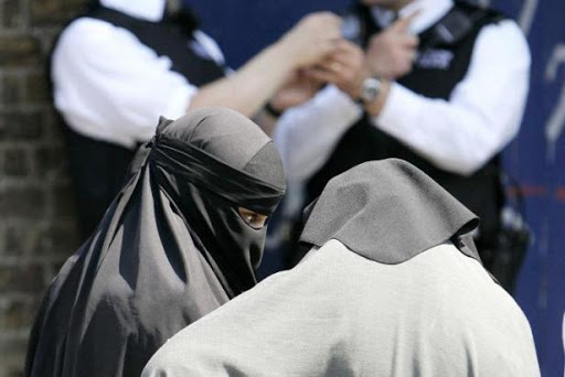 Grande-Bretagne: le voile fait débat, mais pas de loi en vue
