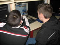 Ils surfent en toute liberté et sans aucun contrôle, Enfants : une proie facile face à la Toile