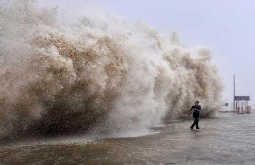 La mer de Chine balayée par un typhon, plus de 70 disparus