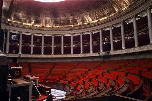 La polémique autour d&rsquo;un vote du Parlement sur la Syrie continue