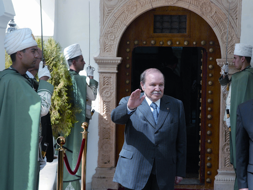 Les présidentielles risquent d’être zappées, Bouteflika aurait-il repris la main ?