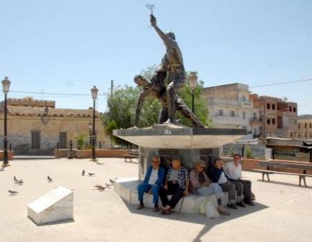 Mise à la retraite des cadres à 60 ans, Place aux jeunes et aux compétences : le casse-tête