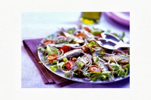 Salade de sardines, tomates et olives