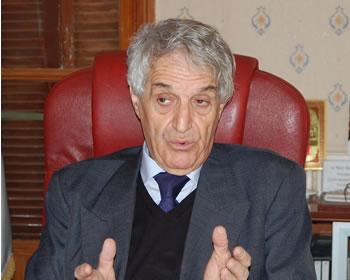 Soulignant que nos importations vont atteindre 60 milliards de Dollars en 2013 , Le président du patronat dit halte à l&rsquo;hémorragie