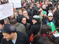 Tizi-Ouzou : marche pacifique à Tizi-Rached suite au meurtre d’un jeune de la localité