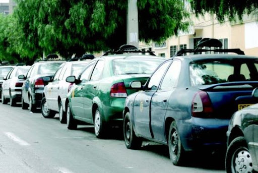 Transport à Alger Taxis clandestins, un phénomène qui prend de l&rsquo;ampleur