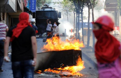 Turquie: un jeune manifestant tué lors de heurts avec la police