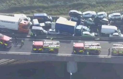 Un gigantesque carambolage survient en Angleterre