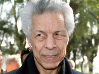 Des sources proches de l’ex-parti unique tentent d’élucider l’énigme de la lettre de Saïdani à Aït Ahmed Le «candidat consensuel» serait Hamrouche