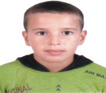 EL HACIANE : Un élève corrigé avec un tuyau d&rsquo;arrosage