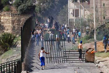 Evenements d’Octobre 1988 en Algérie et printemps arabes, 25 Ans pour une réplique