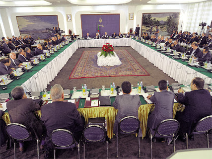 Investissement, place du privé, lutte contre la bureaucratie,Tripartite : des promesses en attendant les actes