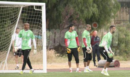 Le championnat algérien ultime solution pour Mbolhi