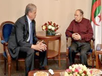 Le Président Bouteflika reçoit le Premier ministre, Abdelmalek Sellal