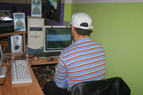 Les pays arabes rejettent l’invasion internet américaine, Le « Net » front du refus