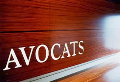 Loi/avocats : Compromis entre le Gouvernement et la corporation au détriment des libertés