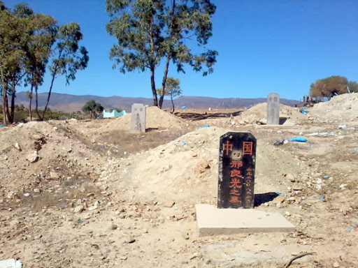 Maghnia Des chinois enterrés dans un cimetière musulman