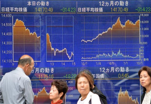 Nervosité des marchés financiers mondiaux face à la crise budgétaire américaine