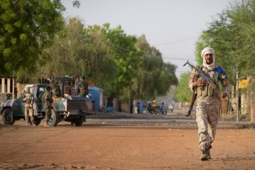 Nord du Mali: les islamistes tirent à l&rsquo;arme lourde sur Gao