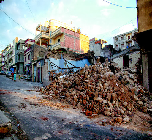 OUM EL-BOUAGHI, 17 constructions illicites et kiosques démolis