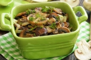 Poêlée de champignons aux oignons