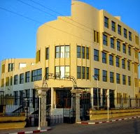 Sellal inaugure 2.000 places pédagogiques à l’université de Tébessa et 586 logements à Hammamet