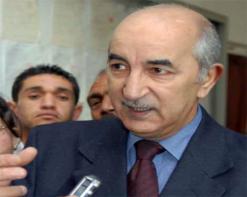 Teboune s’engage à prendre en charge le problème des bâtiments précaires à Alger