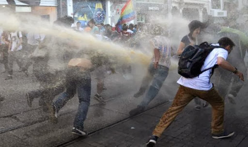 Turquie: Amnesty dénonce des violations massives des droits humains