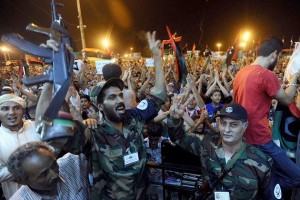 Au lendemain d&rsquo;affrontements qui ont fait une quarantaine de morts à Tripoli, Le gouvernement libyen inquiet