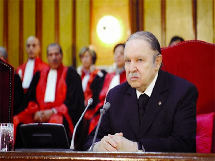 Bouteflika verrouille le Cour suprême