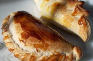 Chausson à la viande hachée et piment