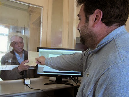 Documents administratifs, la carte nationale suffira