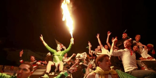 Énorme liesse populaire dans toute l’Algérie