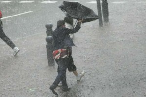 Jusqu’à demain midi, Des averses et des orages sur seize wilayas