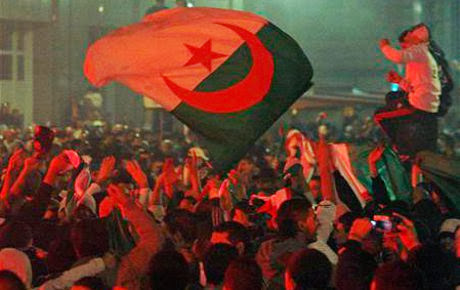 La fièvre du mondial s’empare de la capitale, D&rsquo;Alger la blanche à Alger la verte