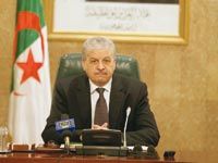 La prime de cadre aux professeurs certifiés dans le sud de Djelfa prise en charge par deux décrets exécutifs (Sellal)