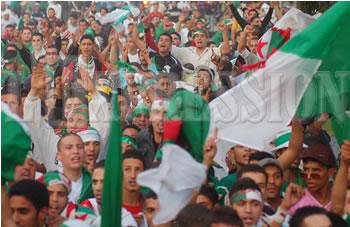 La rue réagit au grave incident du consulat de Casablanca,  C&rsquo;est une atteinte intolérable à la mémoire de nos martyrs