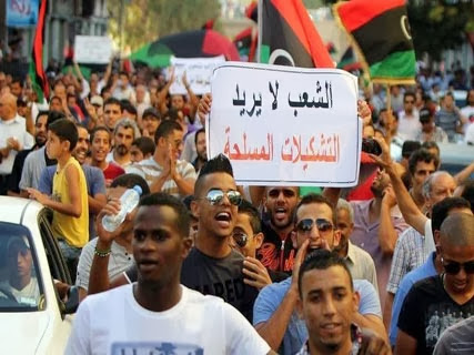 L&rsquo;armée libyenne se déploie à Tripoli, Les milices armées sommées de partir