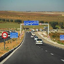 Les contrats de réalisation des équipements de l’autoroute est-ouest signés à la fin de l’année (ministre)