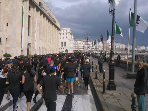 Marathon We Run Algiers, Carl Lewis donne le coup d’envoi