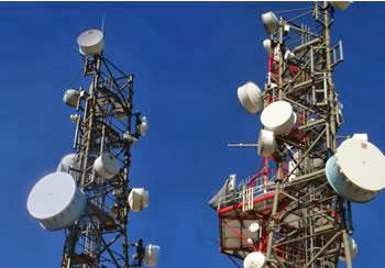 Report de la 3G et imposition de numéros séparés, Cafouillage dans les télécoms