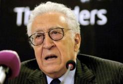 Ses deux neveux s’invitent à l’entrevue avec Brahimi, Des images surprenantes du Président