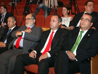 Téléphonie mobile, Les trois opérateurs sommés de cesser de vanter leurs réseaux 3G