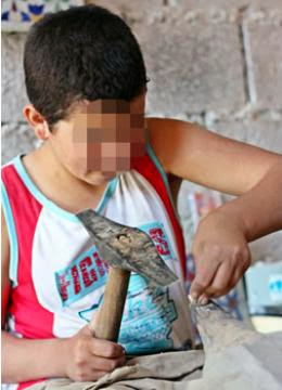 Utilisés comme main-d&rsquo;oeuvre à bas pris, On fait travailler les enfants à Bouira